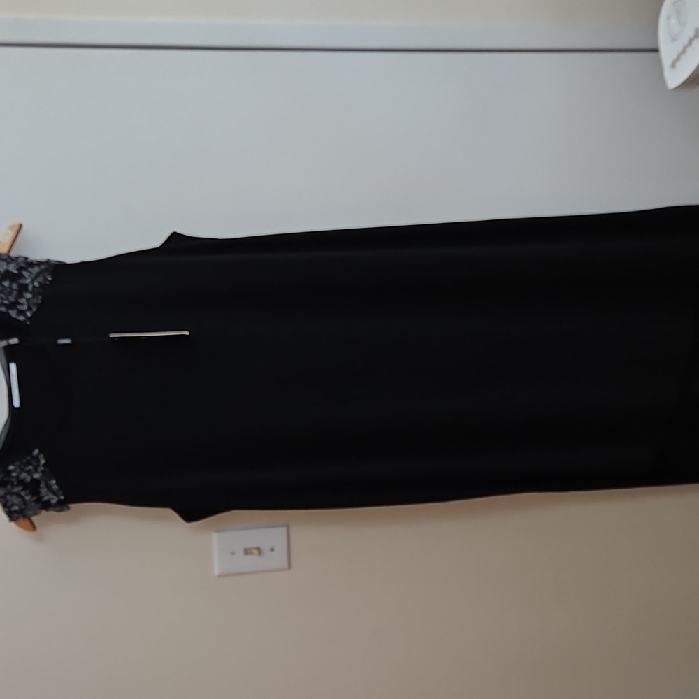 T Tahari Mariana Style Black Sleeveless Dress Size L NWT